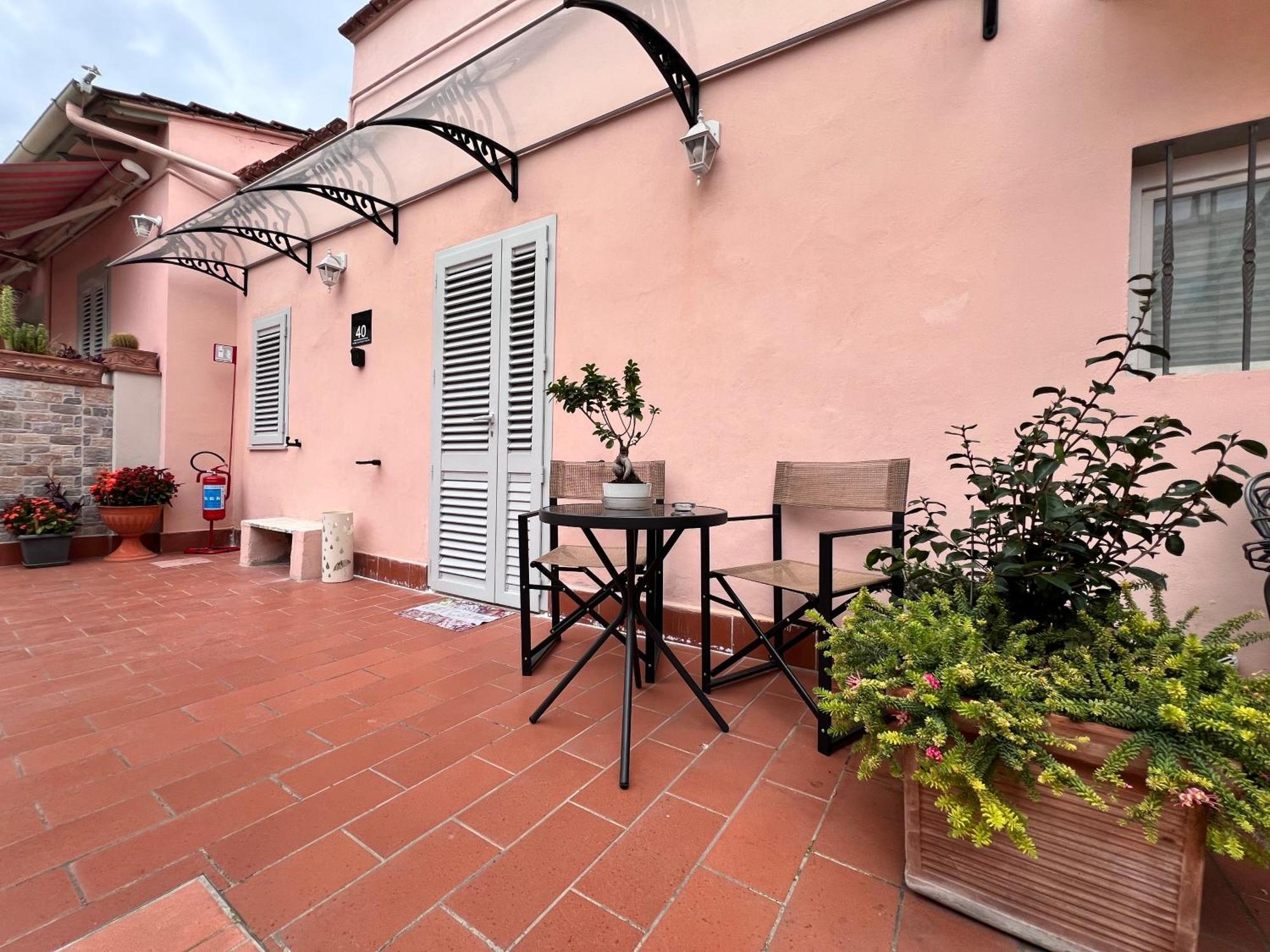 Home Cavour Prato Prato  Exteriér fotografie